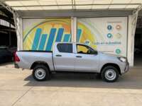 Toyota Hilux 2019 4p Doble Cabina Base L4/2.7 Man  2019 Toyota Hilux Venta Exteriores 4