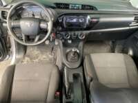 Toyota Hilux 2019 4p Doble Cabina Base L4/2.7 Man  2019 Toyota Hilux Venta Interiores 4