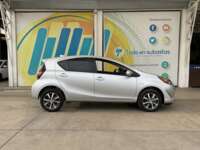 Toyota Prius 2020 5p C Híbrido L4/1.5 Aut  2020 Toyota Prius Venta Exteriores 4