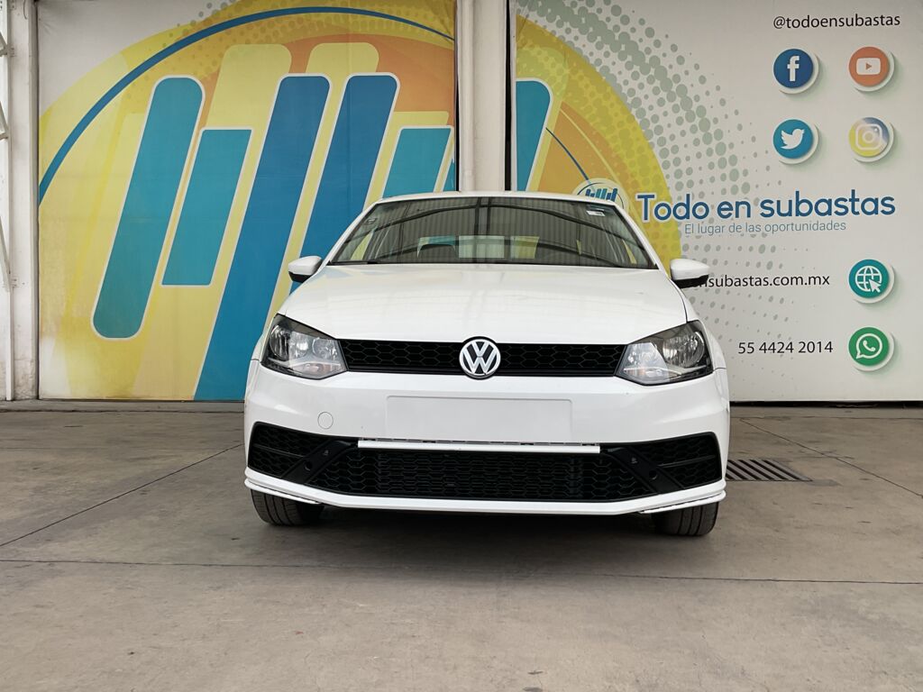 Volkswagen Vento 2021 4p Startline L4/1.6 Man 2021 Volkswagen Vento Venta Exteriores 2