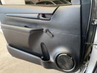 Toyota Hilux 2019 2p Cabina Sencilla L4/2.7 Man 2019 Toyota Hilux Venta Interiores 13