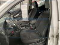 Nissan NP300 Doble Cabina 2020  IMG_9913