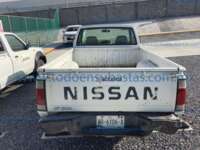 Nissan NP300 2011  2011 Nissan NP300 Ingreso Exteriores 5