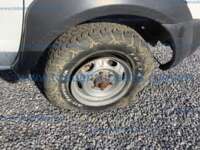 Nissan NP300 2011  2011 Nissan NP300 Ingreso Llantas 2