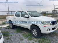 Toyota Hilux 2014  004