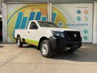 Nissan NP300 Frontier 2021 4p SE L4/2.5 Man 2021 Nissan NP300 Frontier Venta Exteriores 3