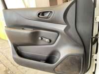 Nissan NP300 Frontier 2021 4p SE L4/2.5 Man 2021 Nissan NP300 Frontier Venta Interiores 14