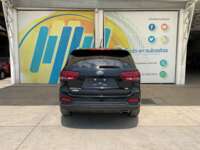 Kia Sorento 2019 5p LX L4/2.4 Aut 7/Pas 2019 Kia Sorento Venta Exteriores 6