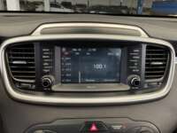Kia Sorento 2019 5p LX L4/2.4 Aut 7/Pas 2019 Kia Sorento Venta Interiores 8