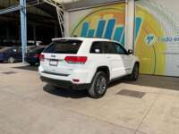Jeep Grand Cherokee 2018 5p Laredo V6/3.6 Aut   2018 Jeep Grand Cherokee Venta Exteriores 5