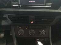 Volkswagen Jetta 2019 4p Trendline L4/1.4/T Tiptronic 2019 Volkswagen Jetta Venta Interiores 8
