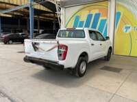 Nissan NP300 Doble Cabina 2017  2017 Nissan NP300 Doble Cabina Venta Exteriores 5