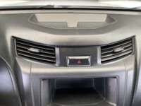 Nissan NP300 Doble Cabina 2017  2017 Nissan NP300 Doble Cabina Venta Interiores 5