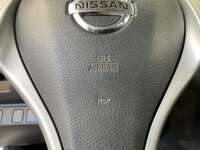 Nissan NP300 Doble Cabina 2017  2017 Nissan NP300 Doble Cabina Venta Interiores 10