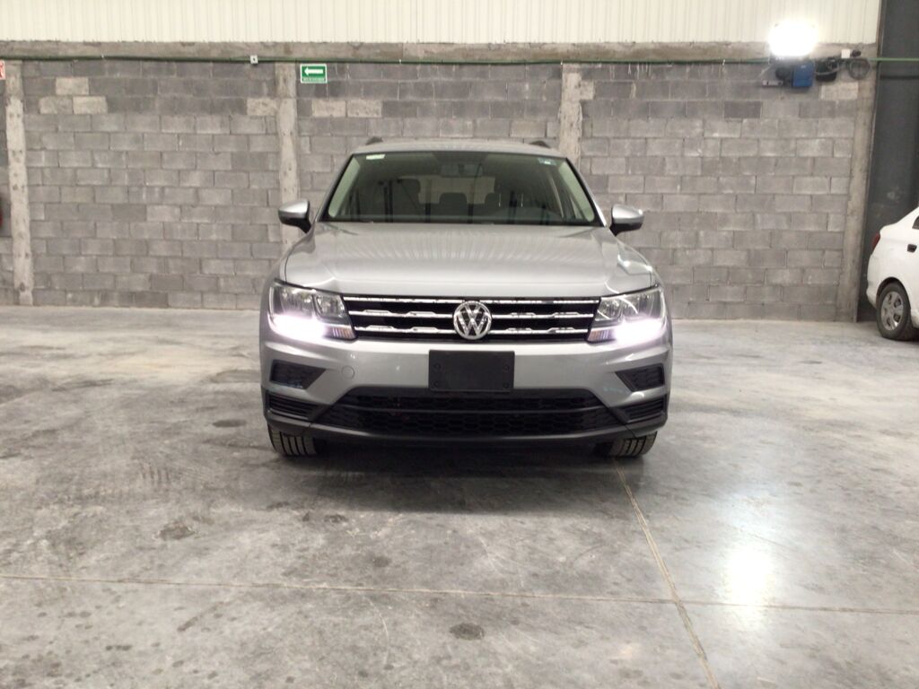 Volkswagen Tiguan 2021 5p Trendline Plus L4/1.4/T DSG   2021 Volkswagen Tiguan Venta Exteriores 2