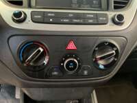 Hyundai Accent 2020  2020 Hyundai Accent Venta Interiores 9
