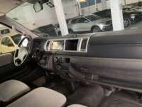 Toyota Hiace 2019 5p L4/2.7 Man 15/Pas 2019 Toyota Hiace Venta Interiores 4