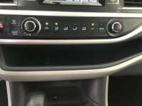 Toyota Highlander 2019 5p LE V6/3.5 Aut 2019 Toyota Highlander Venta Interiores 4