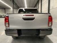 Toyota Hilux 2018 4p Doble Cabina Base L4/2.7 Man 2018 Toyota Hilux Venta Cajuela 1