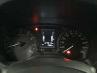 Nissan NP300 Frontier 2018 4p XE L4/2.5 Man Paq. Seg. 2018 Nissan NP300 Frontier Venta Interiores 3