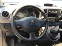 Peugeot Partner Tepee 2019 5p L4/1.6/T Diesel Man 2019 Peugeot Partner Ingreso Interiores 0