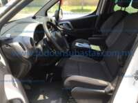 Peugeot Partner Tepee 2019 5p L4/1.6/T Diesel Man 2019 Peugeot Partner Ingreso Interiores 13