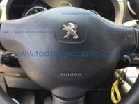 Peugeot Partner Tepee 2019 5p L4/1.6/T Diesel Man 2019 Peugeot Partner Ingreso Interiores 8