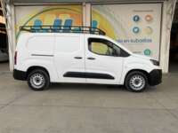 Peugeot Partner 2021 5p L4/1.6/T Diesel Man 2021 Peugeot Partner Venta Exteriores 4