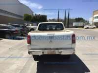 Mitsubishi L200 2016 4p Doble L4/2.5/T Diesel Man 4X4 2016 Mitsubishi L200 Ingreso Cajuela 0