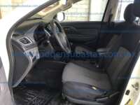 Mitsubishi L200 2016 4p Doble L4/2.5/T Diesel Man 4X4 2016 Mitsubishi L200 Ingreso Interiores 12