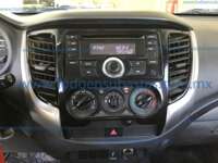 Mitsubishi L200 2016 4p Doble L4/2.5/T Diesel Man 4X4 2016 Mitsubishi L200 Ingreso Interiores 2