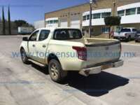 Mitsubishi L200 2016 4p Doble L4/2.5/T Diesel Man 4X4 2016 Mitsubishi L200 Ingreso Exteriores 6