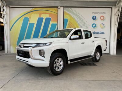 Mitsubishi L200 2021 
