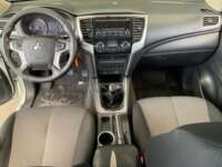 Mitsubishi L200 2021  2021 Mitsubishi L200 Venta Interiores 4