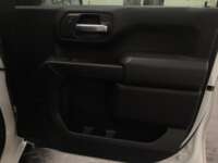 Chevrolet Silverado 2021 4p 1500 Custom Doble Cab V8/5.3 Aut 4x4 2021 Chevrolet Silverado Venta Interiores 19