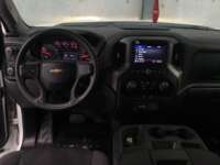 Chevrolet Silverado 2021 4p WT Doble Cabina 4X4 V6/4.3 Aut  2021 Chevrolet Silverado Venta Interiores 1