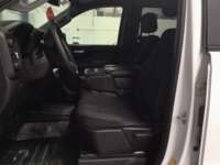 Chevrolet Silverado 2021 4p WT Doble Cabina 4X4 V6/4.3 Aut  2021 Chevrolet Silverado Venta Interiores 10