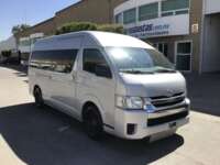 Toyota Hiace 2019 5p L4/2.7 Man 15/Pas 2019 Toyota Hiace Venta Exteriores 3