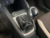Nissan Versa 2021 4p Advance L4/1.6 Man     2021 Nissan Versa Venta Interiores 11