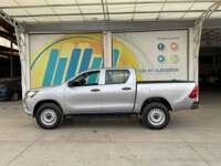 Toyota Hilux 2019 4p Doble Cabina Base L4/2.7 Man  2019 Toyota Hilux Venta Exteriores 8