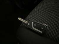 Toyota Hilux 2019 4p Doble Cabina Base L4/2.7 Man  2019 Toyota Hilux Venta Interiores 9