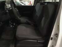 Nissan NP300 Estacas 2018 2p L4/2.5 Man D/H Paq. Seg. 2018 Nissan NP300 Estacas Venta Interiores 10