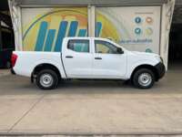 Nissan NP300 Doble Cabina 2020 4p SE L4/2.5 Man A/A Paq. Seg. 2020 Nissan NP300 Doble Cabina Venta Exteriores 4