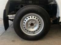 Nissan NP300 Doble Cabina 2020 4p SE L4/2.5 Man A/A Paq. Seg. 2020 Nissan NP300 Doble Cabina Venta Llantas 7