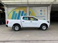 Nissan NP300 Frontier 2021 4p SE L4/2.5 Man 2021 Nissan NP300 Frontier Venta Exteriores 4