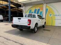 Nissan NP300 Frontier 2021 4p SE L4/2.5 Man 2021 Nissan NP300 Frontier Venta Exteriores 5