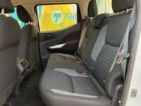 Nissan NP300 Frontier 2021 4p SE L4/2.5 Man 2021 Nissan NP300 Frontier Venta Interiores 20