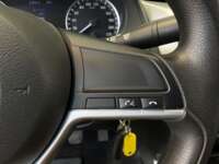 Nissan NP300 Frontier 2021 4p SE L4/2.5 Man 2021 Nissan NP300 Frontier Venta Interiores 6
