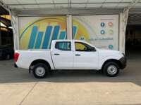 Nissan NP300 Doble Cabina 2018 4p SE L4/2.5 Man A/A Paq. Seg. 2018 Nissan NP300 Doble Cabina Venta Exteriores 4