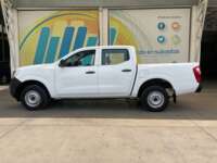 Nissan NP300 Doble Cabina 2020 4p SE L4/2.5 Man A/A Paq. Seg. 2020 Nissan NP300 Doble Cabina Venta Exteriores 8